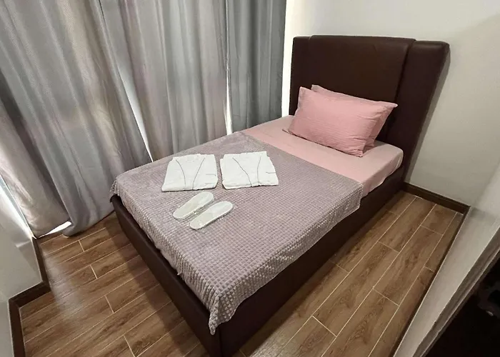 Hotel Bayport West Naia Residences